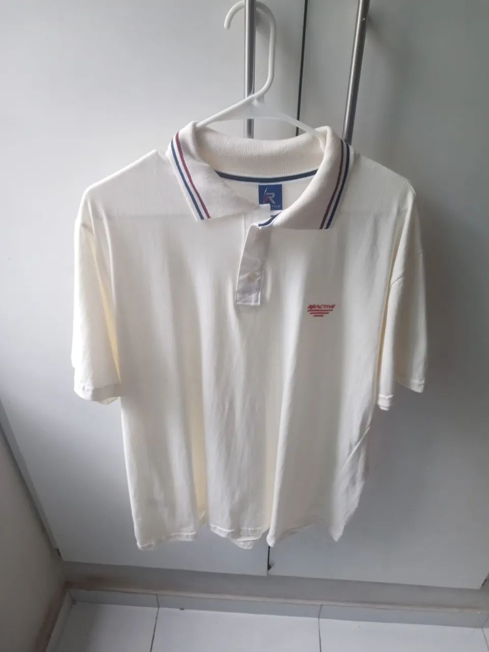 Polo branca 
