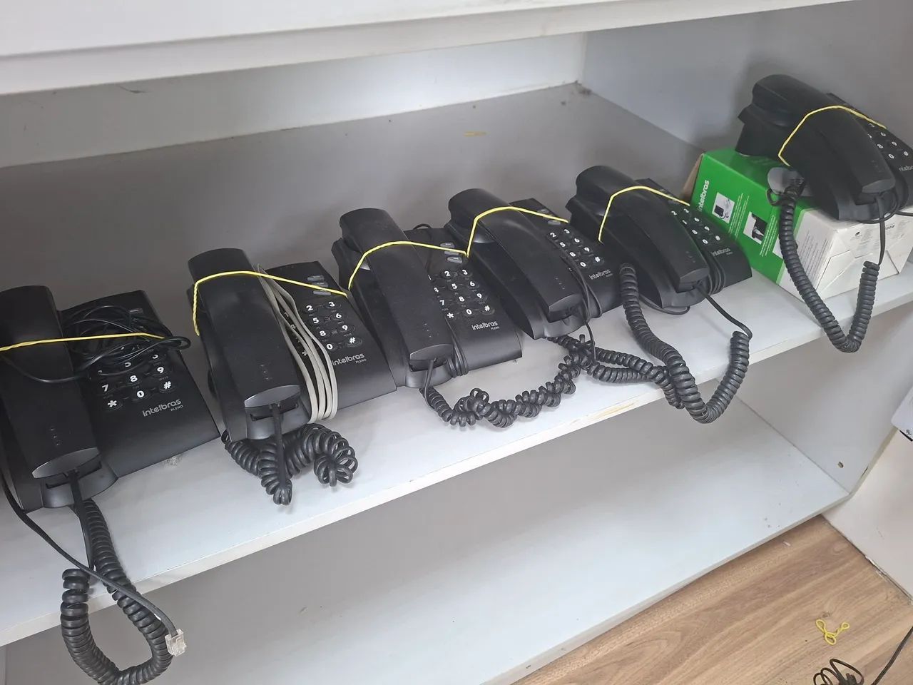 Lote de telefone Intelbras