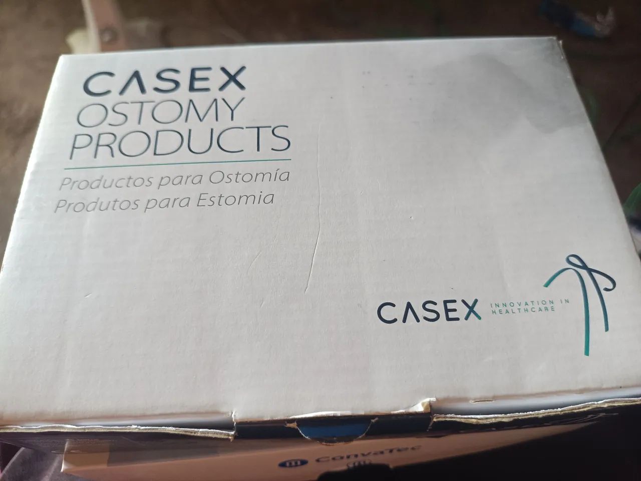 ,vendo uma caixa de bolsa de colostomia com 15 bolsa abrir só pra conferir - Foto 2