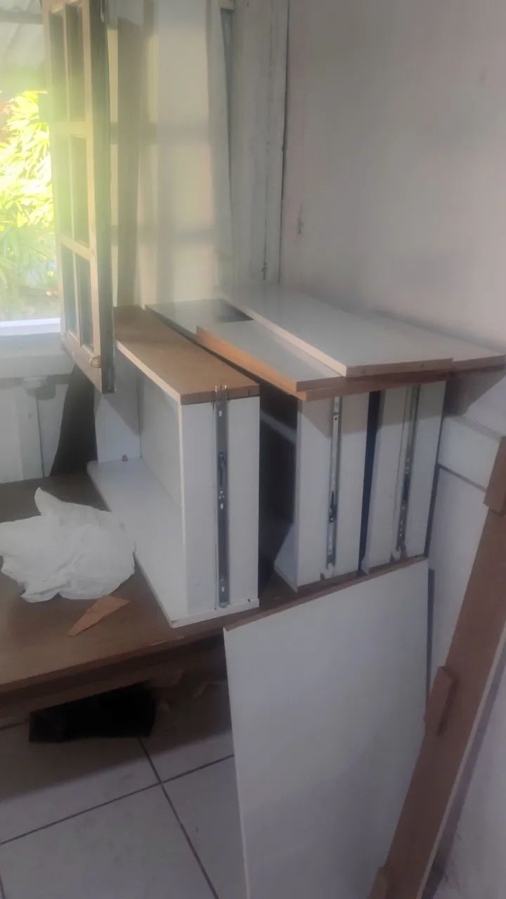 Guarda roupa solteiro porta de correr  - Foto 3