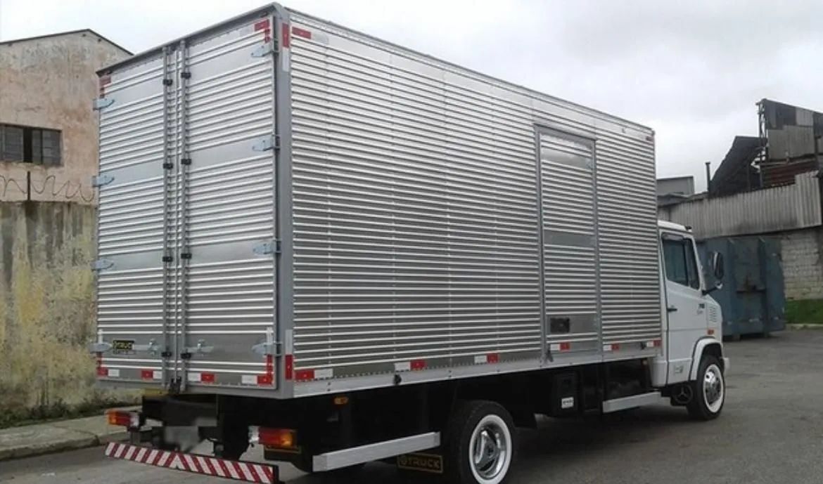 MB 710 Plus Baú 2011 - Foto 4