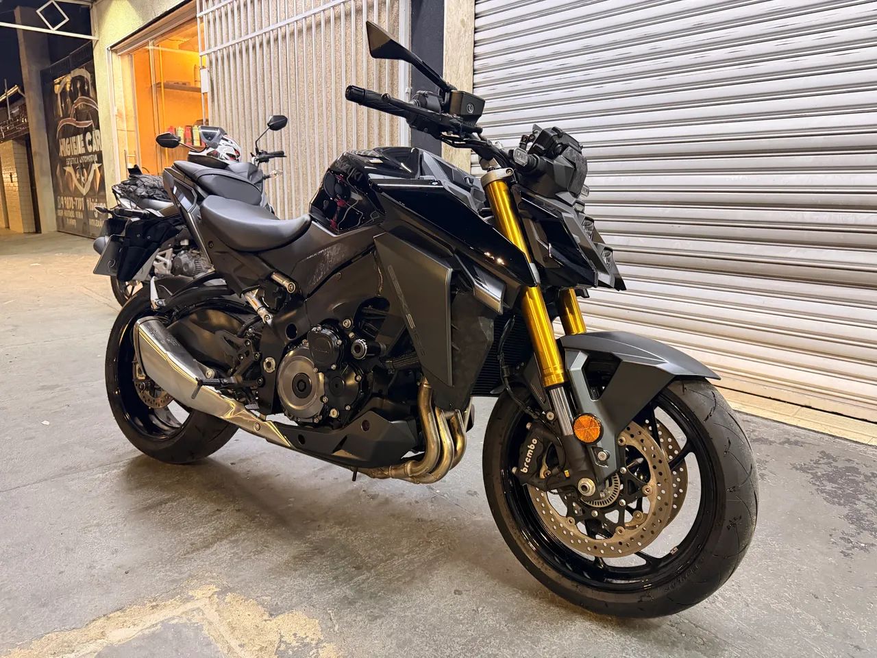 SUZUKI GSX-S1000 - Foto 5
