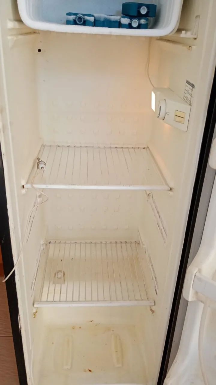 Geladeira e Cervejeira com torneira para Chopp.  - Foto 5