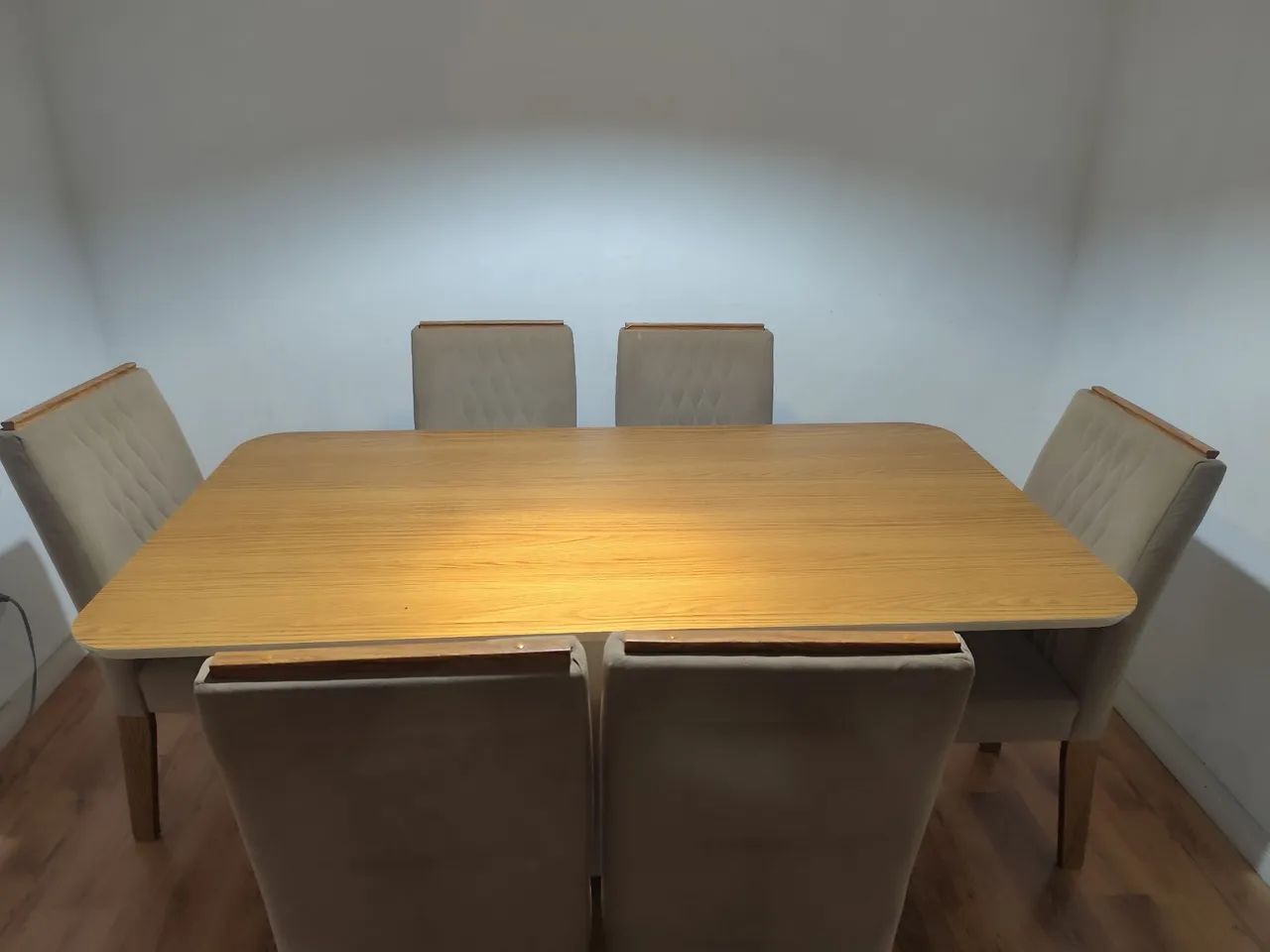 Vendo Excelente Mesa de 6 Lugares - Foto 2