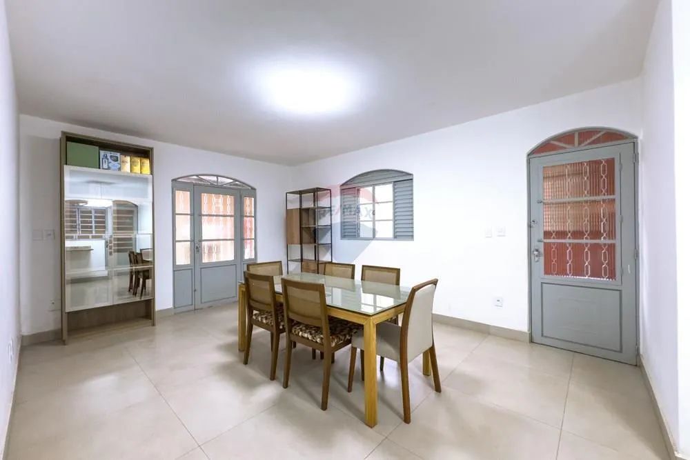 5 QUARTOS - EDÍCULA - 2 QUARTOS - VAZADO - REFORMADO - ACEITA FINANCIAMENTO - SOBRADINHO - - Foto 4