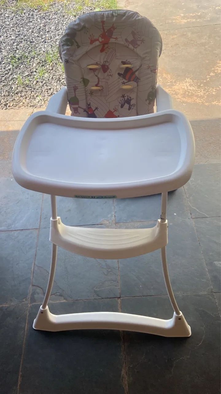 Mesa/ cadeira para bebe
