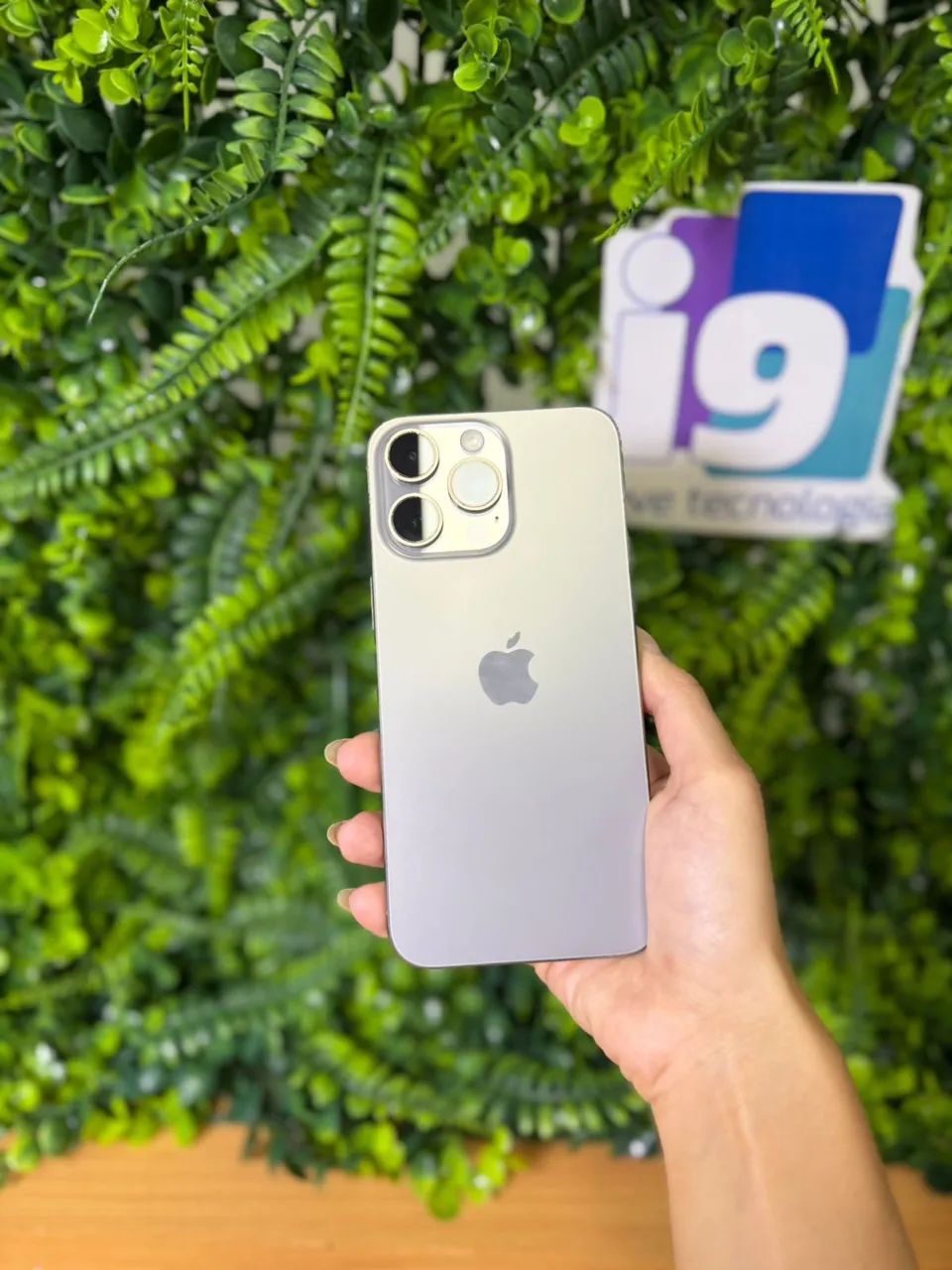 iPhone 15 Pro Max  256GB  Cor Titanium Natural  88% saúde  Com caixa  Todo original  - Foto 4