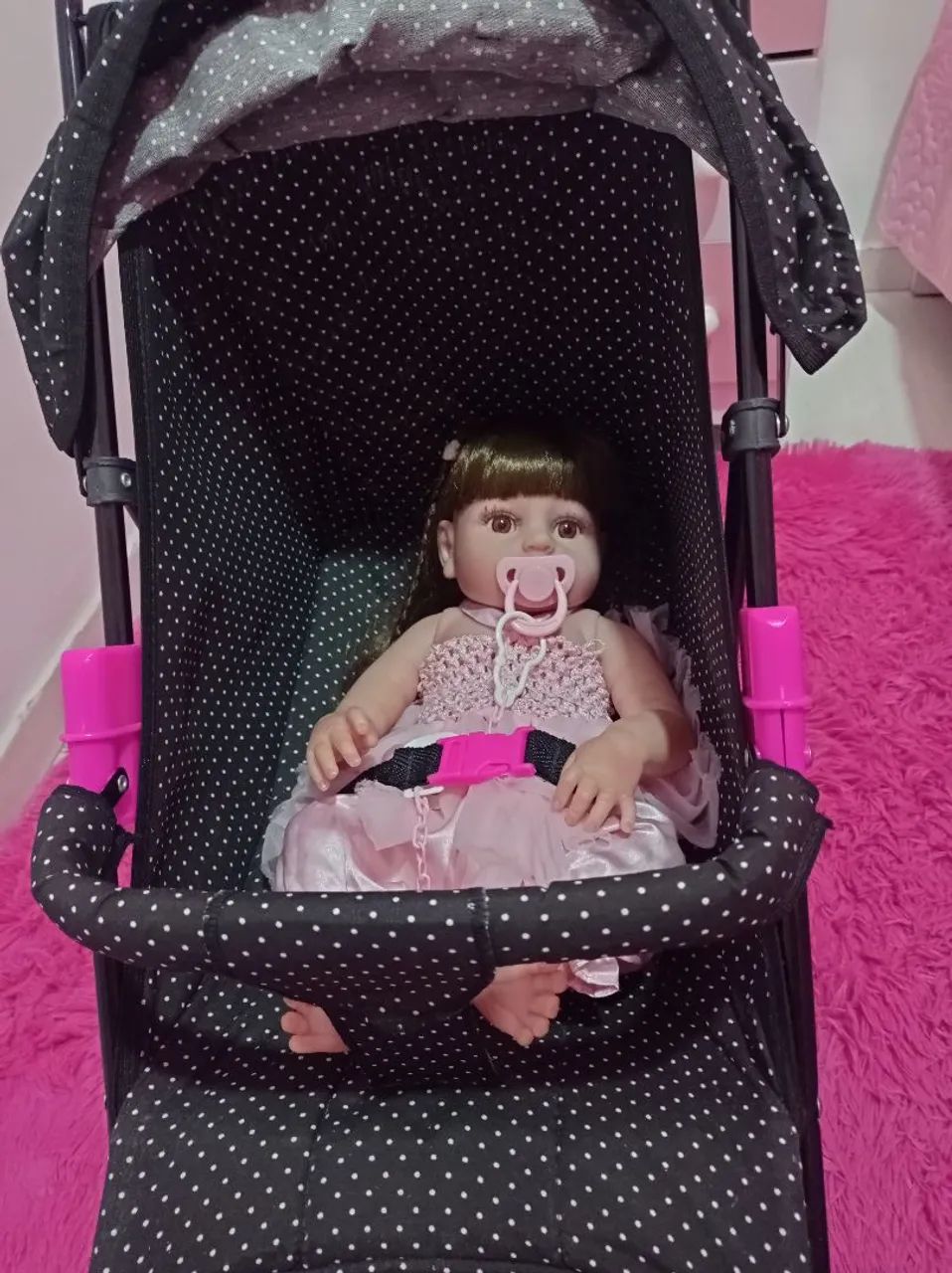 Bebê reborn com carrinho  - Foto 4
