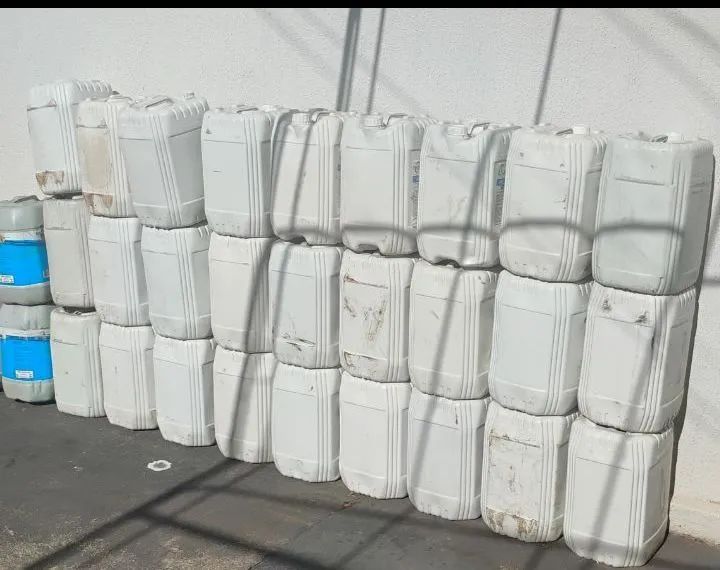 Galão de Plástico Resistente 20 Litros e 7 Litros  - Foto 2