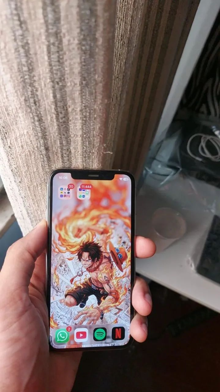 IPHONE 11 PRO