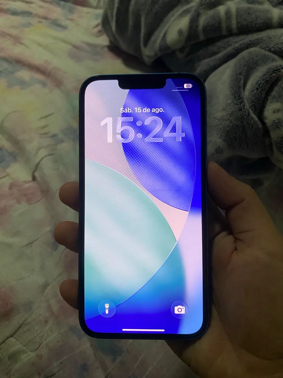 iPhone 13 azul 256gb