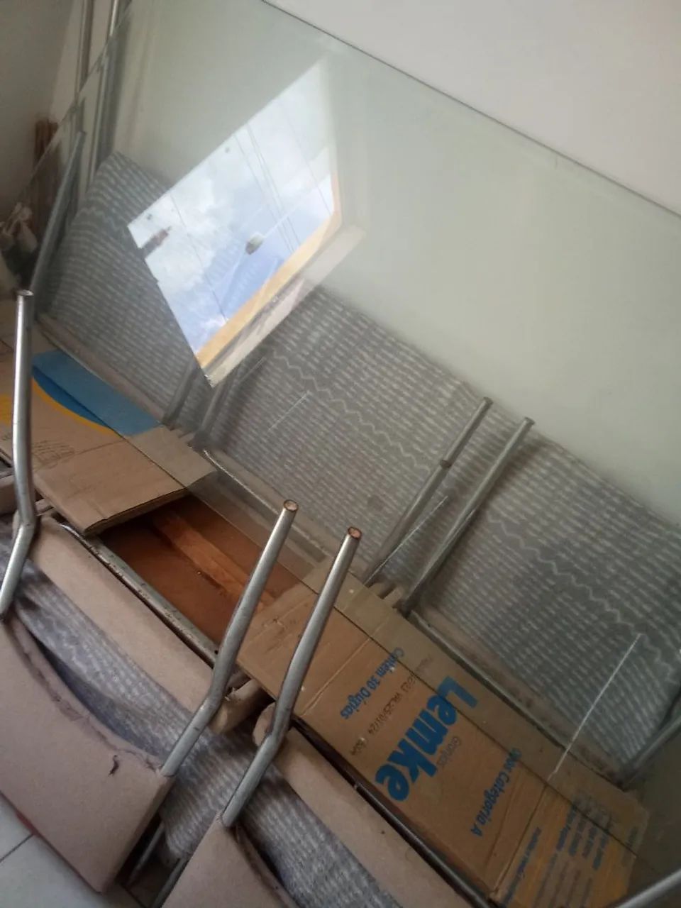 Mesa de vidro Só tá faltando o centro