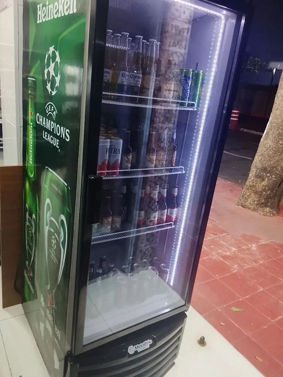 Vendo cervejeira em ótimo estado  - Foto 2