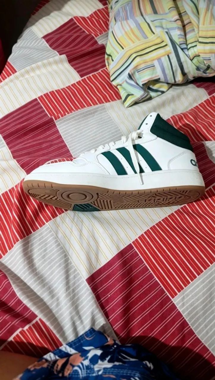 Tênis Adidas