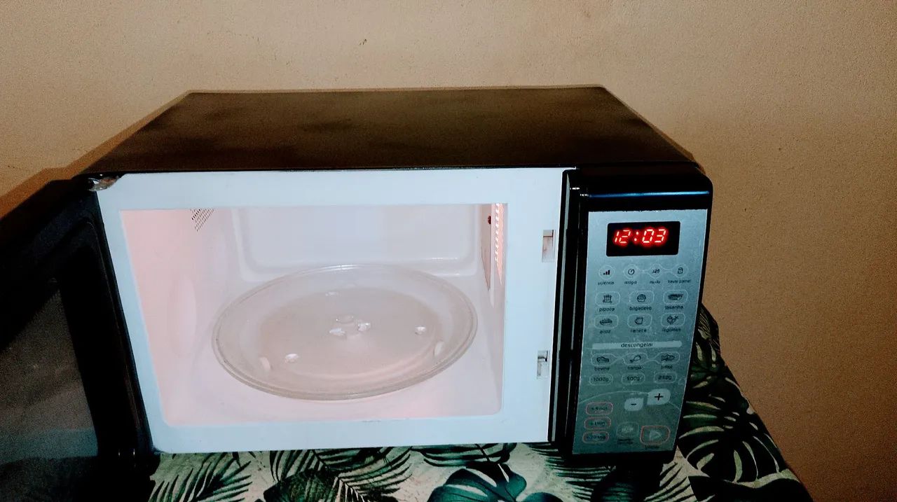 Microondas Brastemp 20lts entrego  - Foto 4
