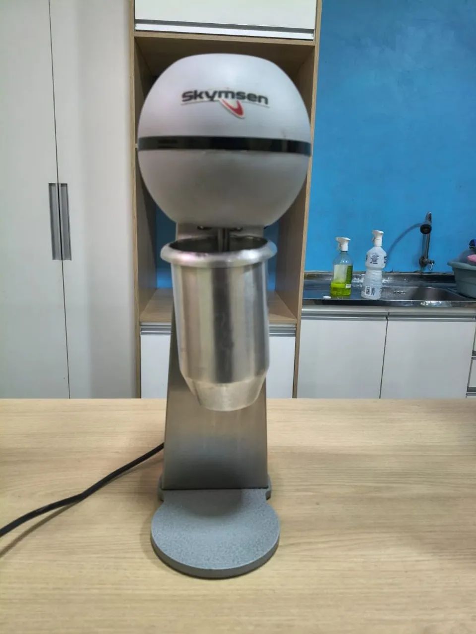 Equipamento de milkshake e liquidificador industrial 6 litros 
