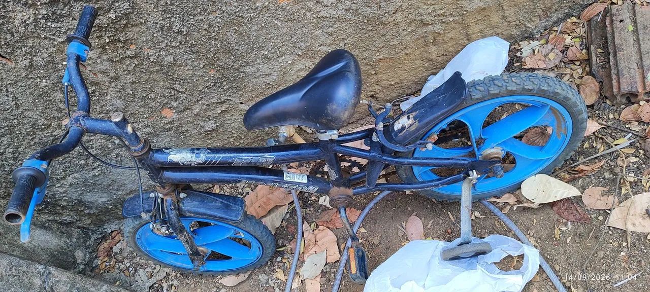 Bicicleta infantil aro 14 - Foto 4