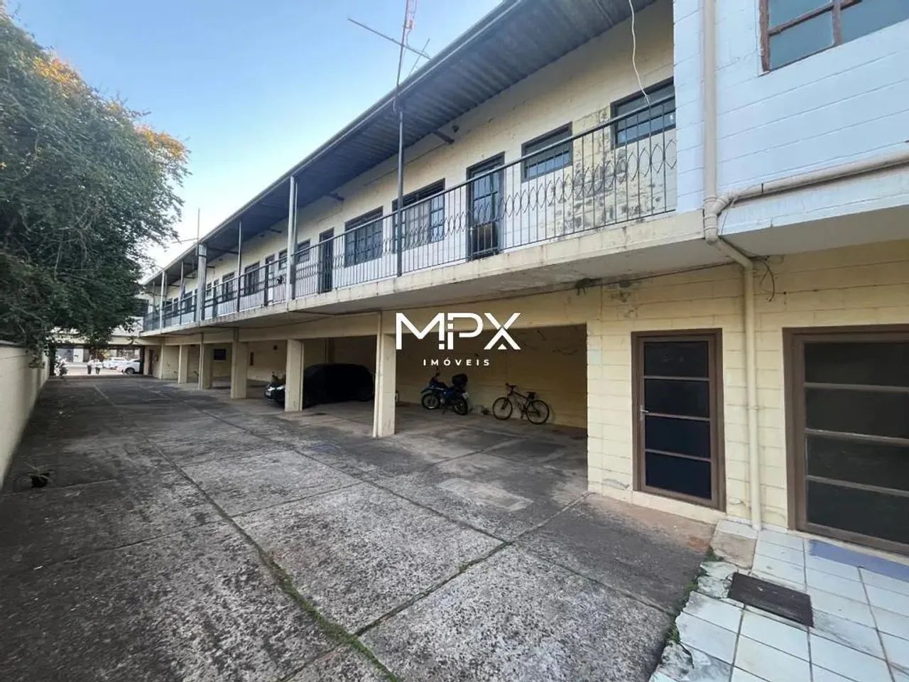Prédio comercial de 606 m² à venda no bairro Dois Córregos em Piracicaba/SP