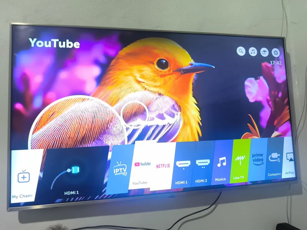 SMART TV LG 50 ULTRA 4K ? COMANDO DE ? Voz - Foto 2