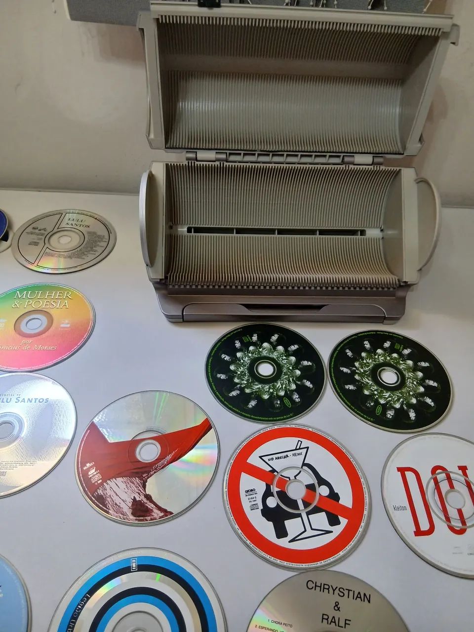 CDs originais MPB com suporte - Foto 2