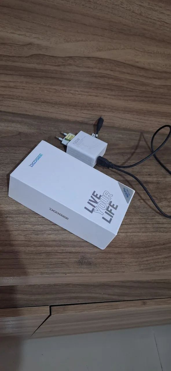 Celular DOOGEE   Npro20 (metrô Vila Matilde)
