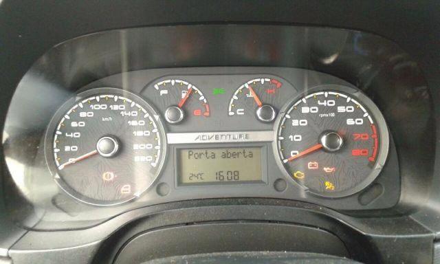 Fiat Strada 2016 Completa 2016 3 portas - Foto 9
