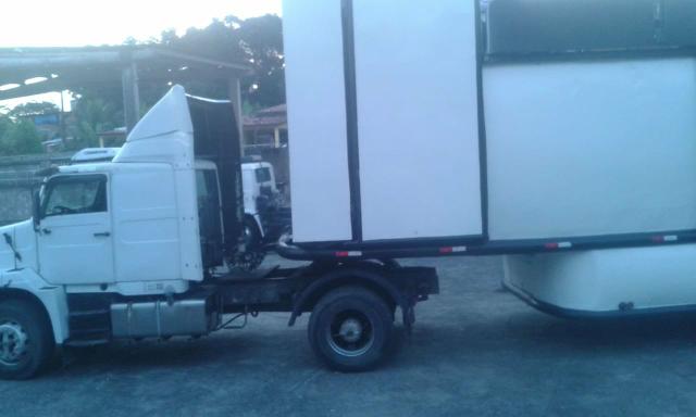 Vendo ou troco cavalinho e carreta frigorífica - Foto 6