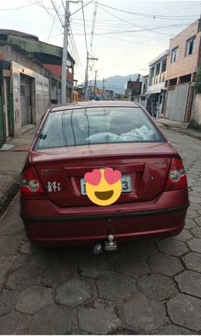 Ford fiesta sedan - Foto 2