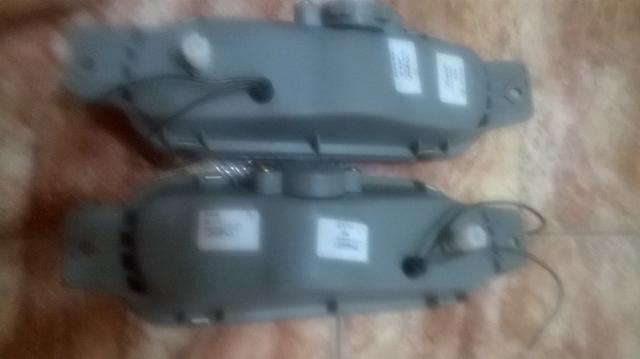 Vendo farol de milha de escort glx 96 - Foto 2