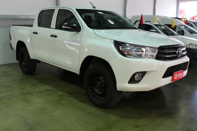 Toyota Hilux Cd Std Mt 4x4 2.8 4p 2017