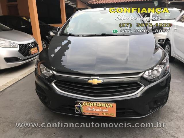 GM / Onix Hatch LT 1.0 8V - Foto 3