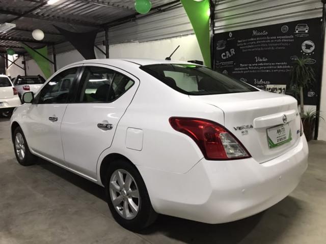 Nissan Versa SL 1.6 Flex 2013 Completo - Foto 4