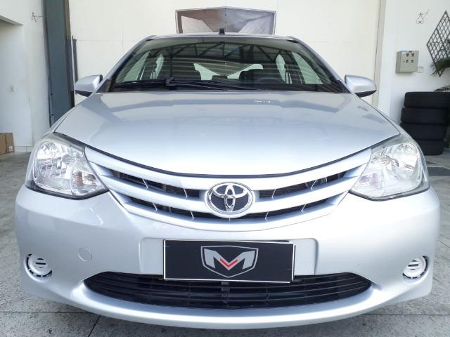 Toyota Etios 1.5 XS 16V Flex Automático 2016/2017 Prata - Foto 5