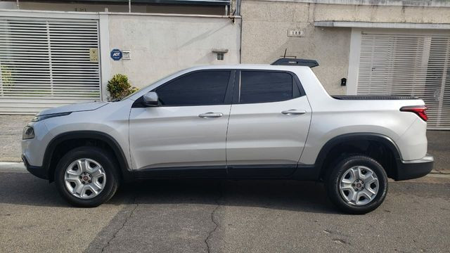 Fiat TORO Freedom AT6 1.8 ano 2018 16V, cor prata, otimo estado - Foto 11