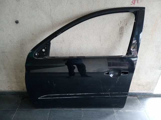 Porta dianteira esquerda Mitsubishi Outlander 2018 2019 - Foto 2