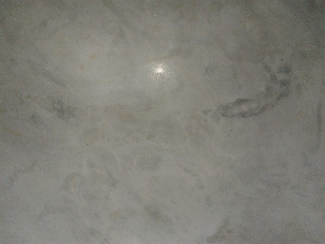 Mesa de Centro em Jacarandá Maciço Torneada com Mármore de 3cm - Foto 3