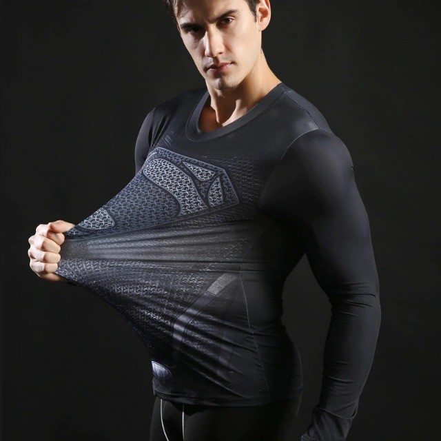 Camisa de Compressão Superman Black Manga Longa Rashguard Elastano - Foto 4