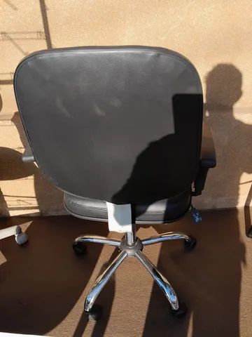 CADEIRA GIRATÓRIA, LEIAM: - Foto 3