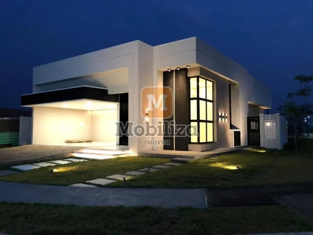 Casa - Condomínio Alphaville - 230m²