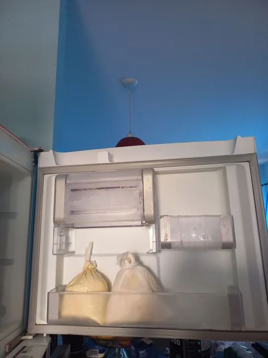 Vendo Geladeira - Ler Anúncio  - Foto 5