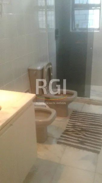 APARTAMENTO COM TODAS AS PEÇAS MUITO AMPLAS, SACADA FECHADA COM CHURRASQUEIRA. PARTE SOCIA - Foto 4