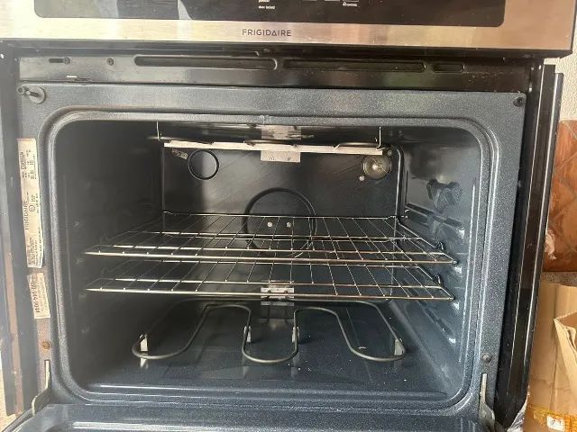 Forno elétrico - Frigidaire (nunca usado) - Foto 3
