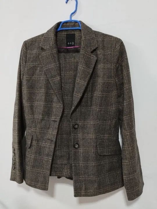 Conjunto blazer e calça feminino - francês  UN 1 DEUX 2  TROIS 3 - tamanho 38 a 42