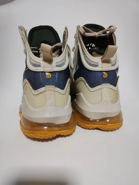 LeBron XIX / LeBron 19 - Foto 4