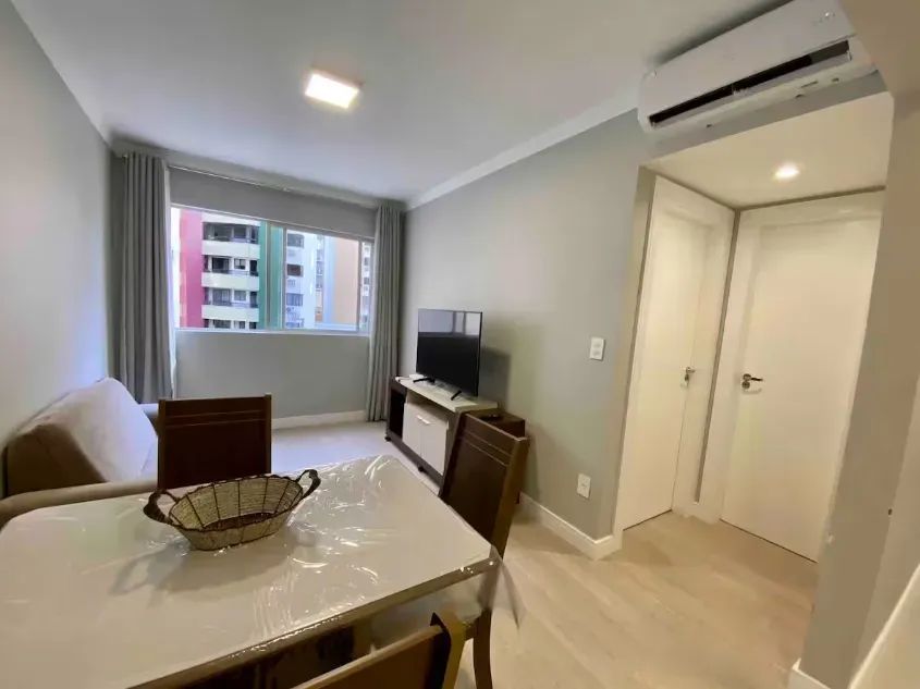 Excelente apartamento 1 quarto, Barra Sul - Balneário Camboriú/SC
