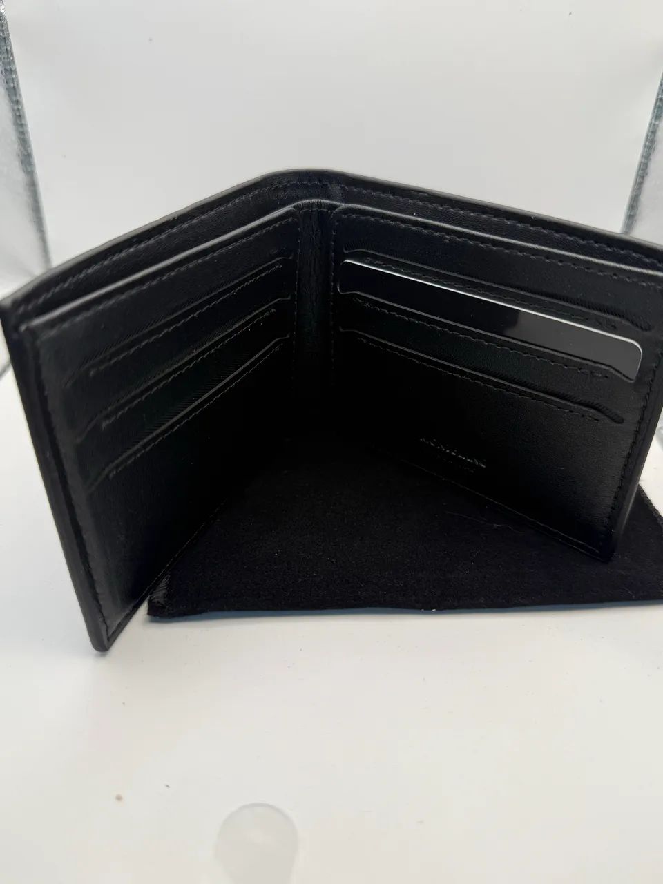 Carteira Masculina Premium em Couro Legítimo Preto | Montblanc Clássico e Sofisticado - Foto 3