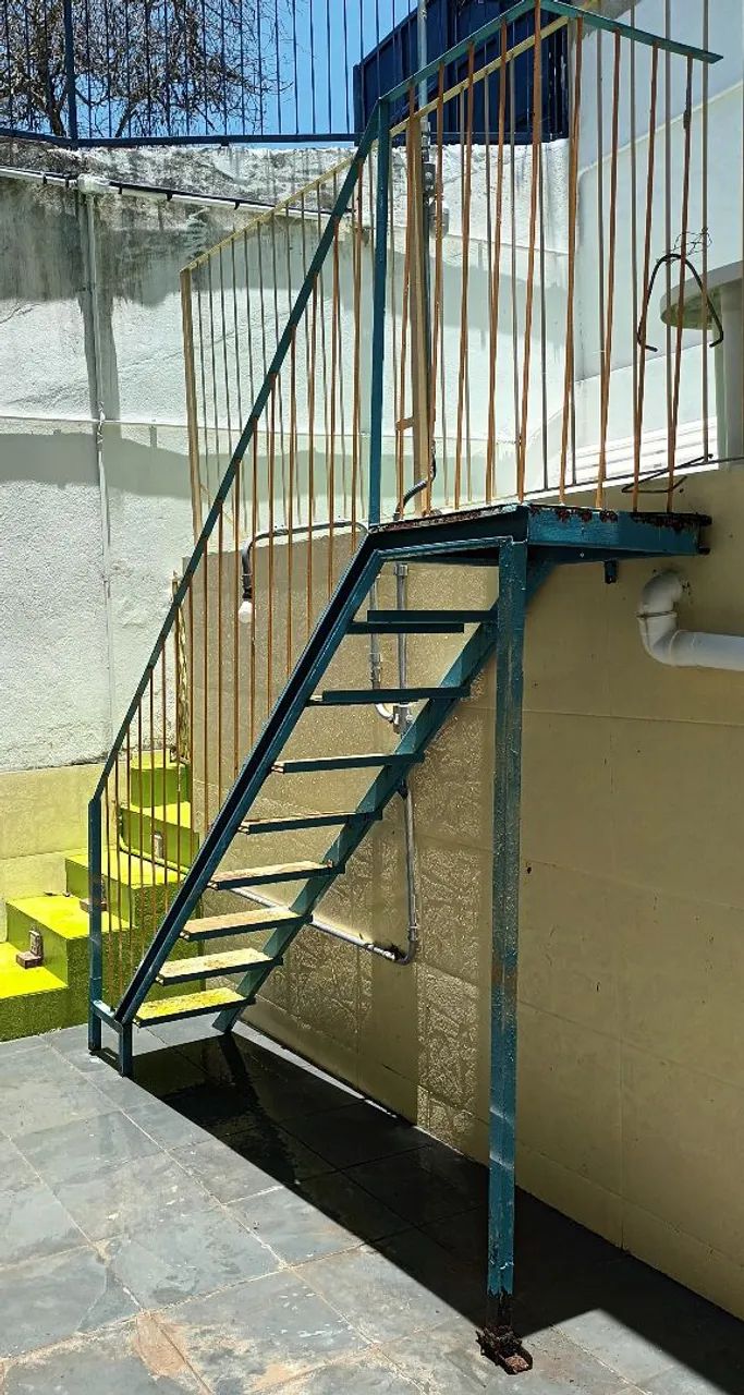 Escada de metal - Foto 3