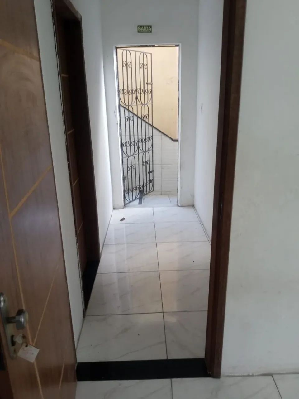 Casa 2/4 em Itacaranha, frente de rua. - Foto 5