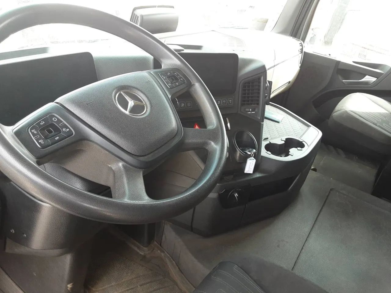 Mercedes-Benz Actros Actros 2651 MP5 LS 6x4 2p (diesel)(E5) 2022/2022 Vamos Seminovos Curi - Foto 8