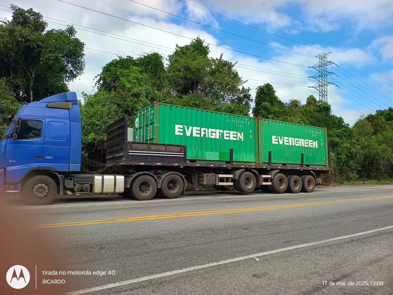 Contêiner marítimo 